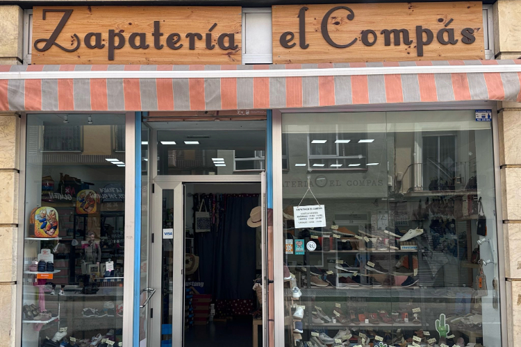 Zapatería el Compás 