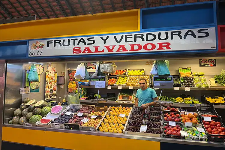 Frutas y Verduras Salvador p.66-67